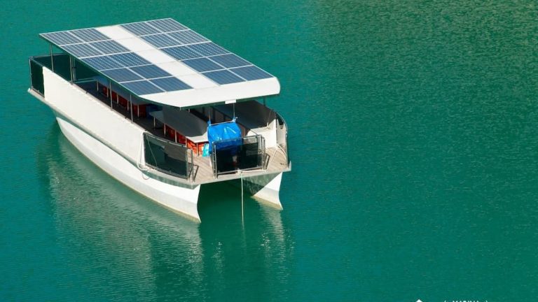 Barco solar